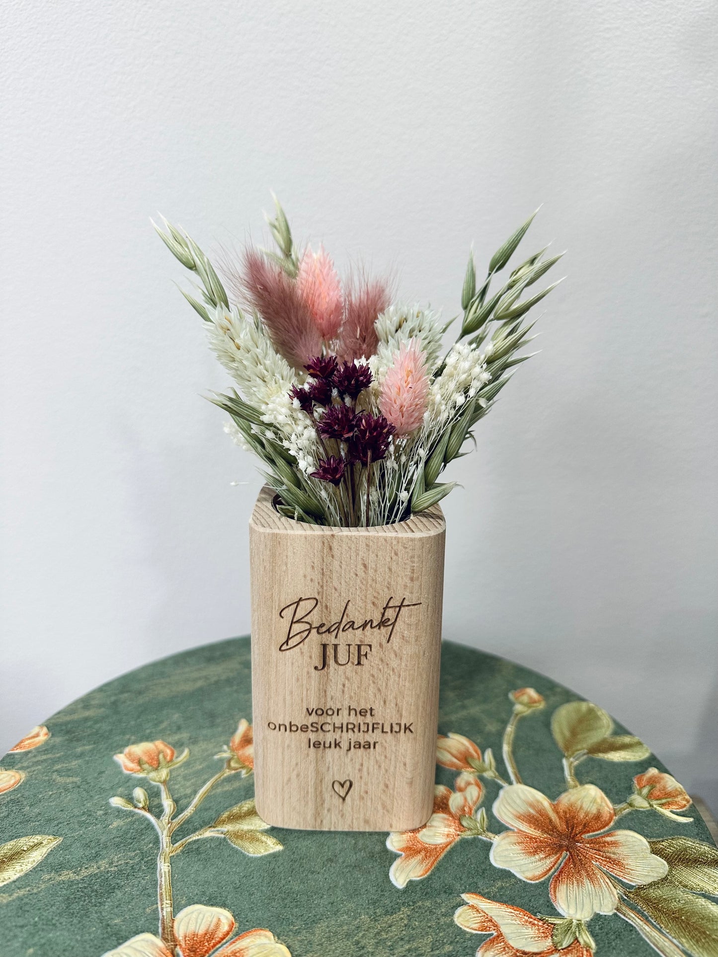 Pennenhouder Juf met droogbloemen