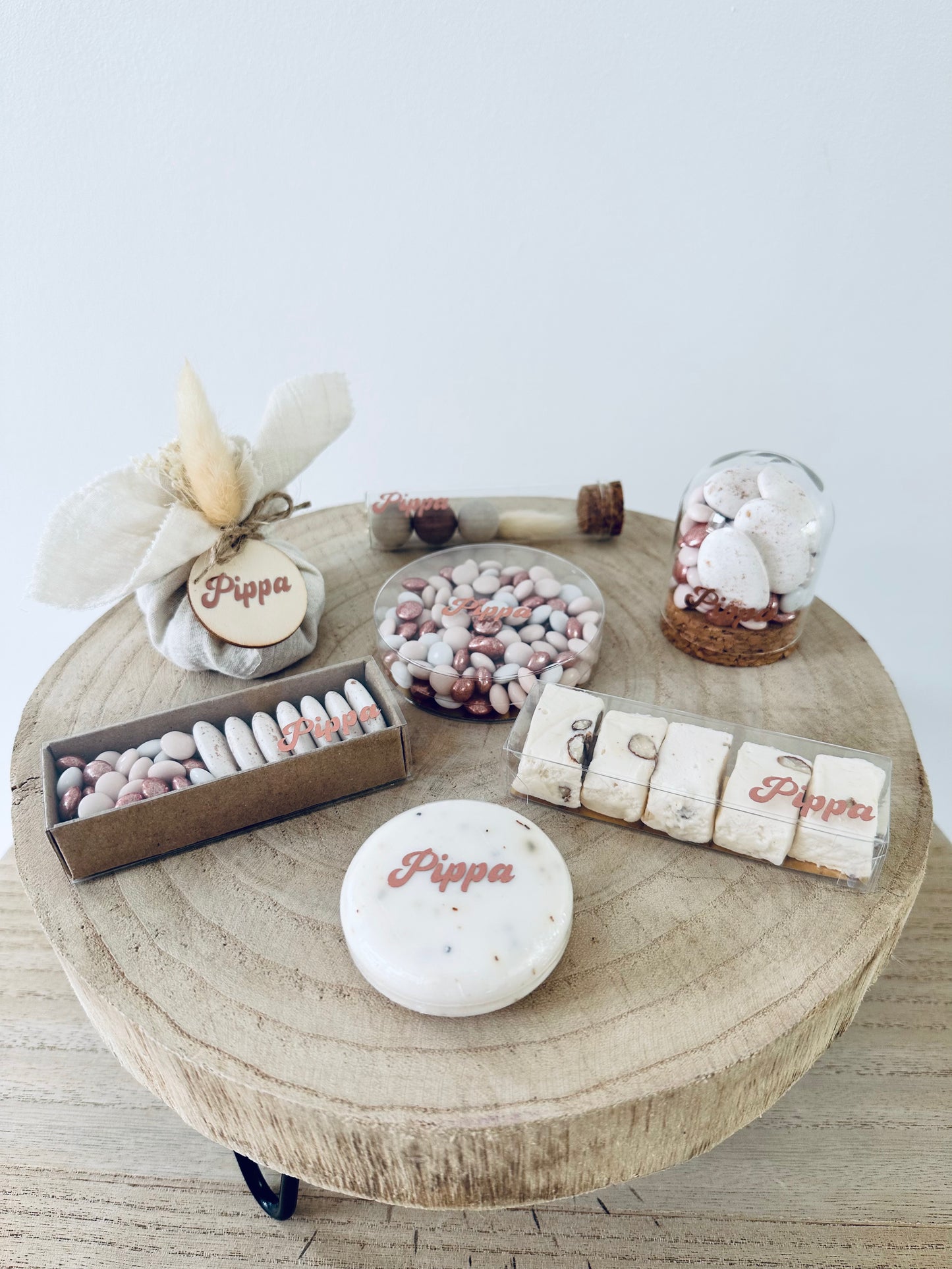 Mini stolp gevuld (per 6 stuks)
