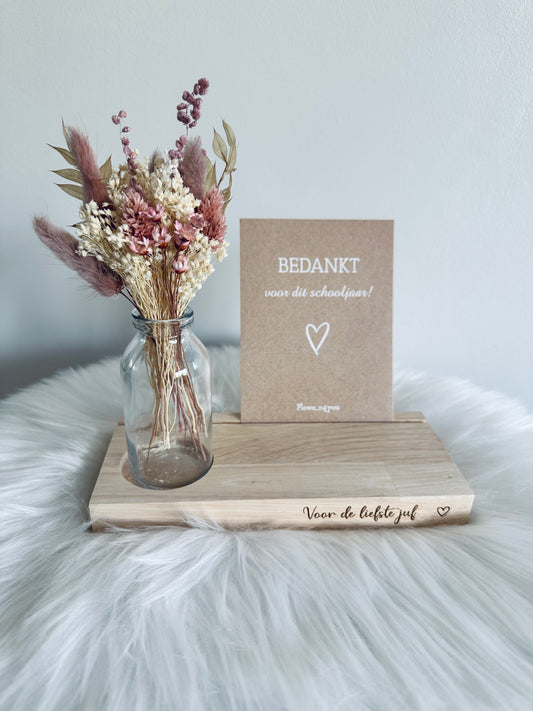Bloemenplankje met gravure voor Juf